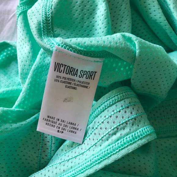 Victoria’s Secret Sport racerback tank top with reflective strip size Small. - Picture 4 of 4